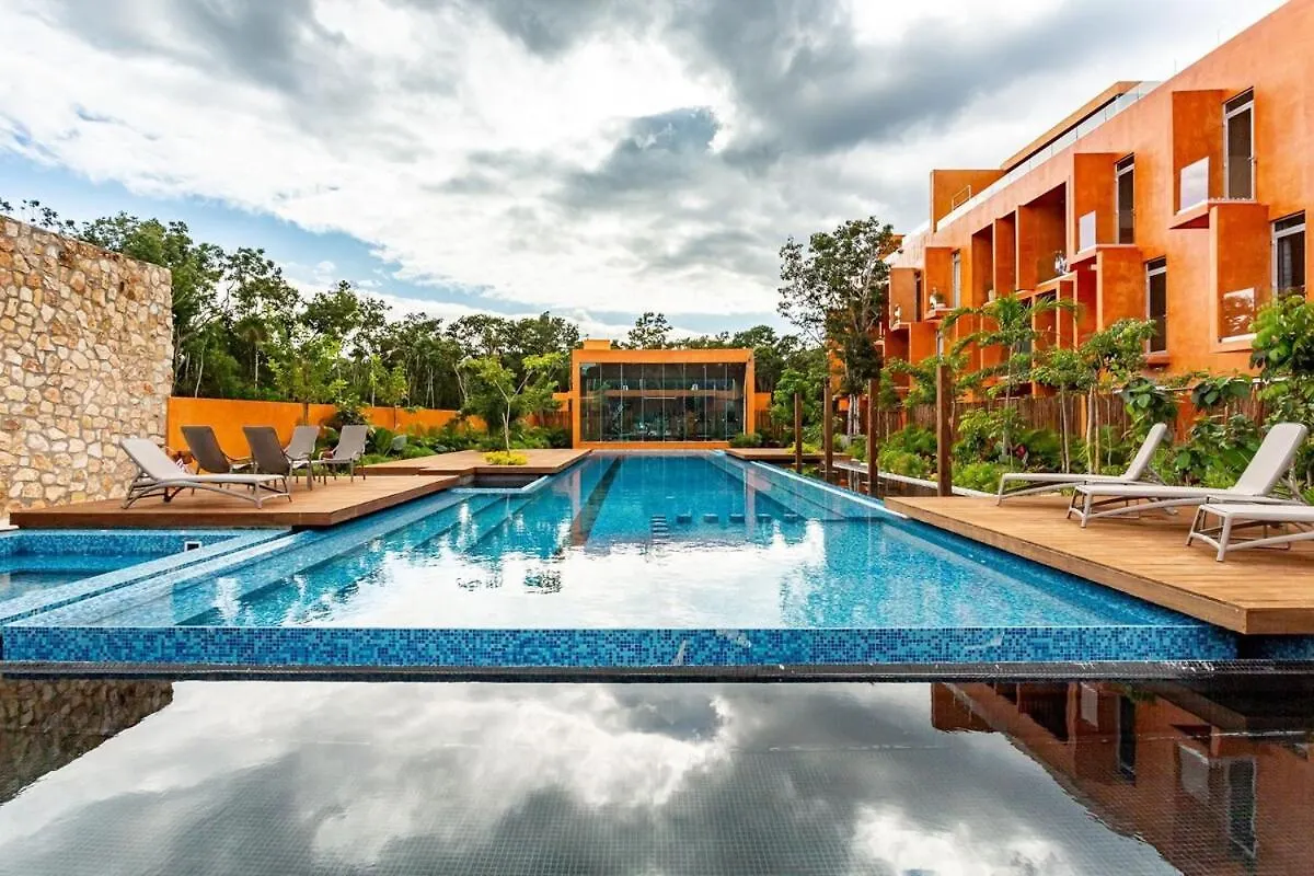 Kune 101 Tulum 0*,